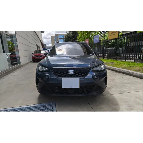 Seat Arona 2024 Gris Bogotá