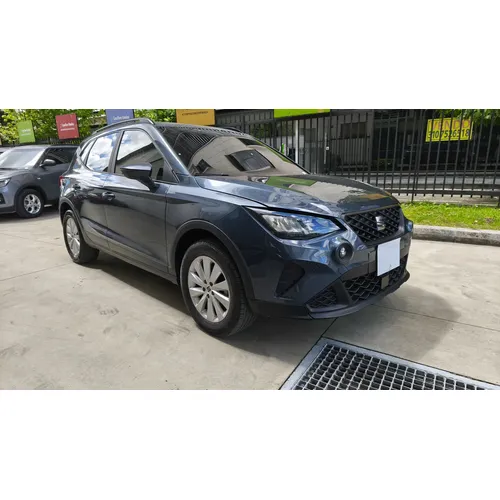 Seat Arona 2024 Gris Bogotá