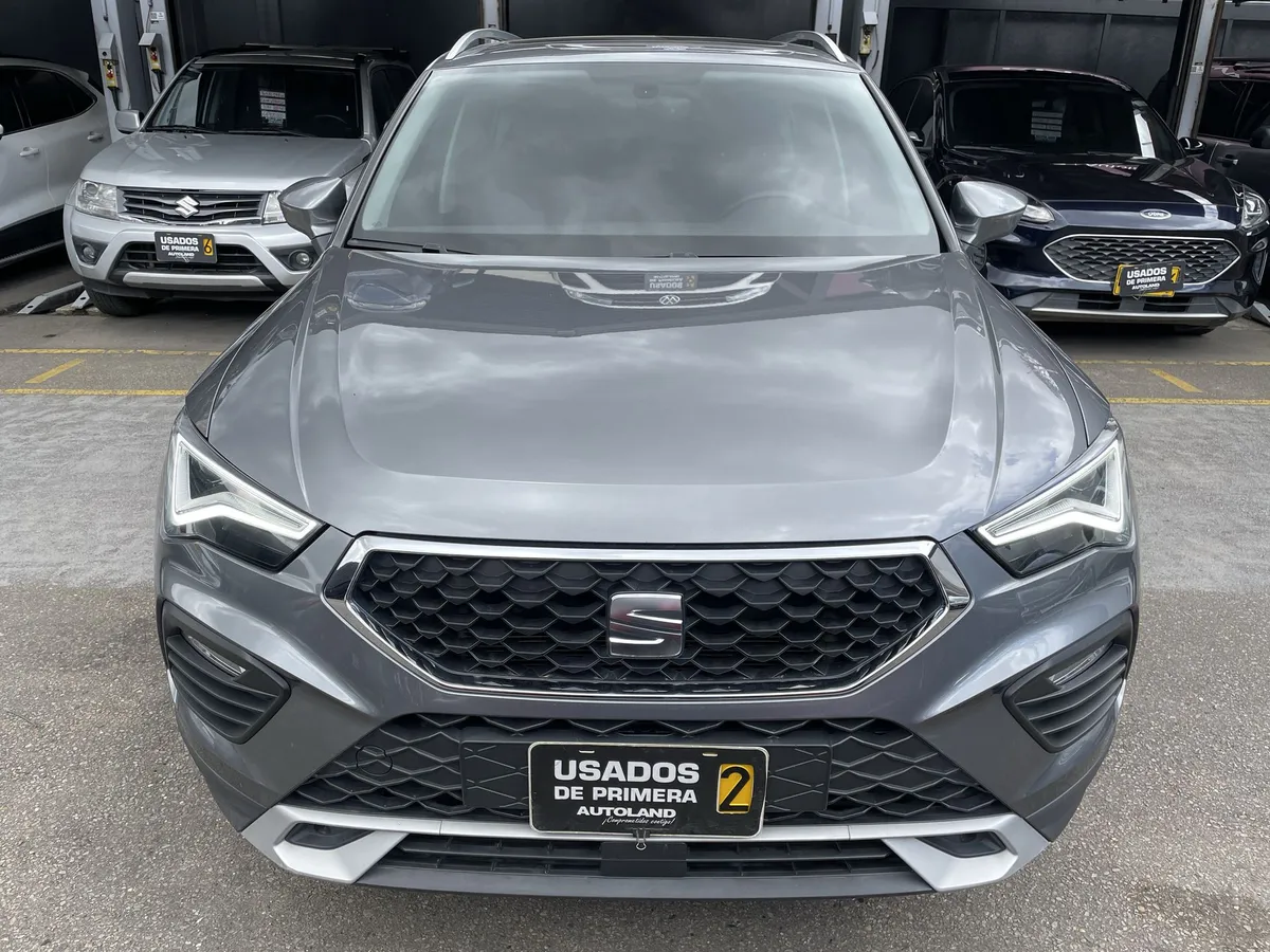 Seat Ateca 2023 Gris Bogotá