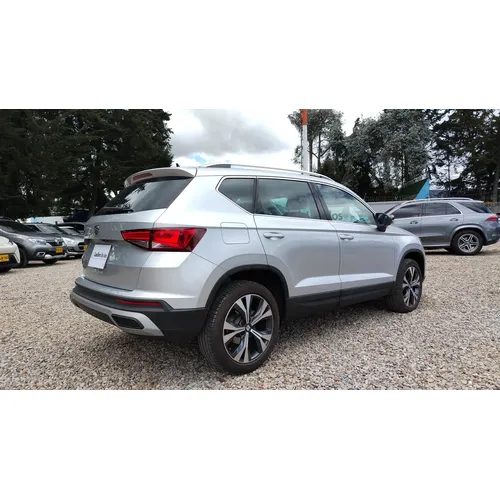 Seat Ateca 2025 Gris Bogotá
