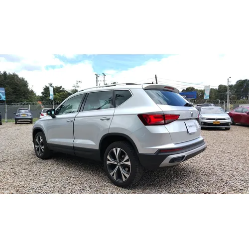 Seat Ateca 2025 Gris Bogotá