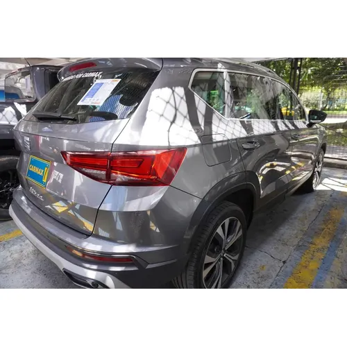 Seat Ateca 2023 Gris Bogotá