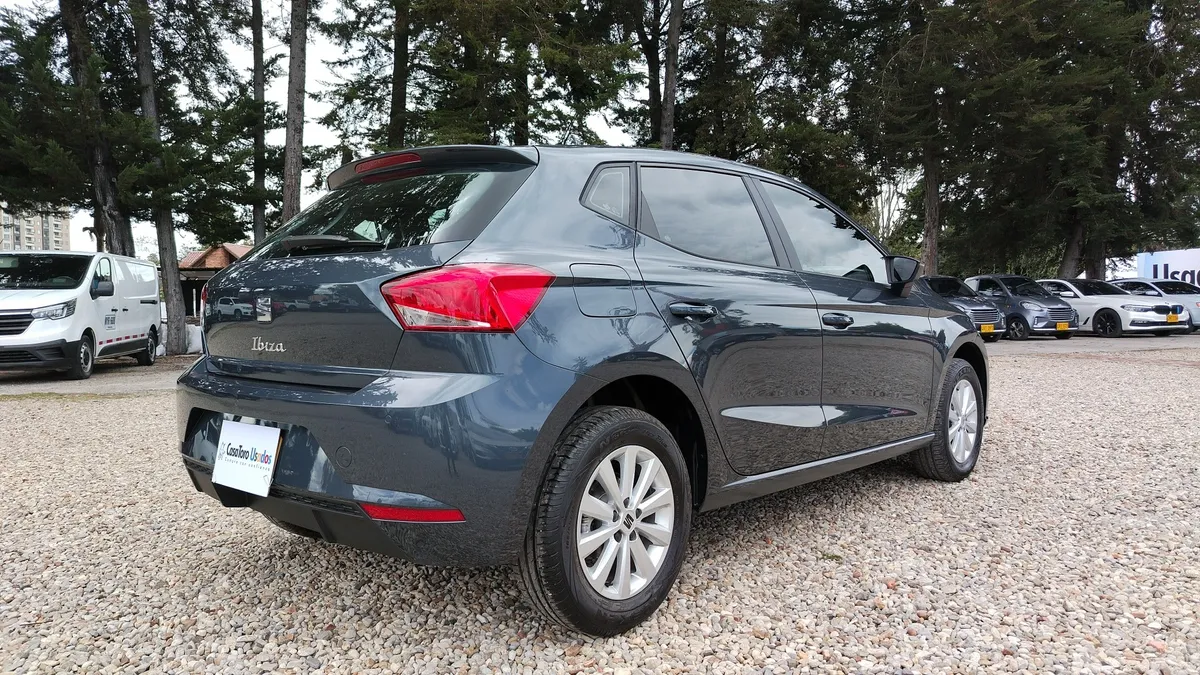 Seat Ibiza 2026 Gris Chía