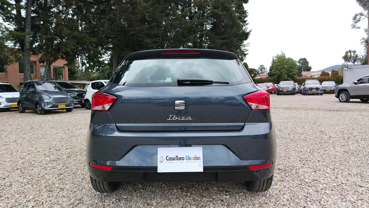 Seat Ibiza 2026 Gris Chía