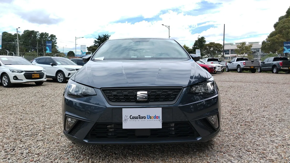 Seat Ibiza 2026 Gris Chía