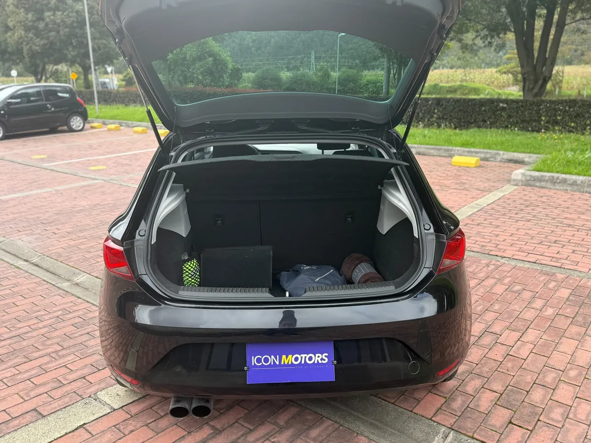 Seat Leon 2016 Negro Cota