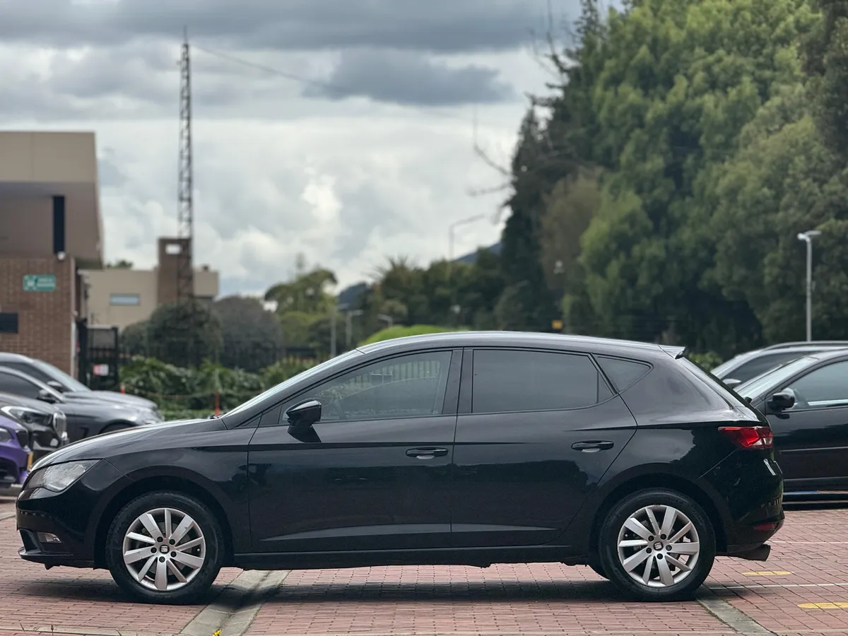 Seat Leon 2016 Negro Cota
