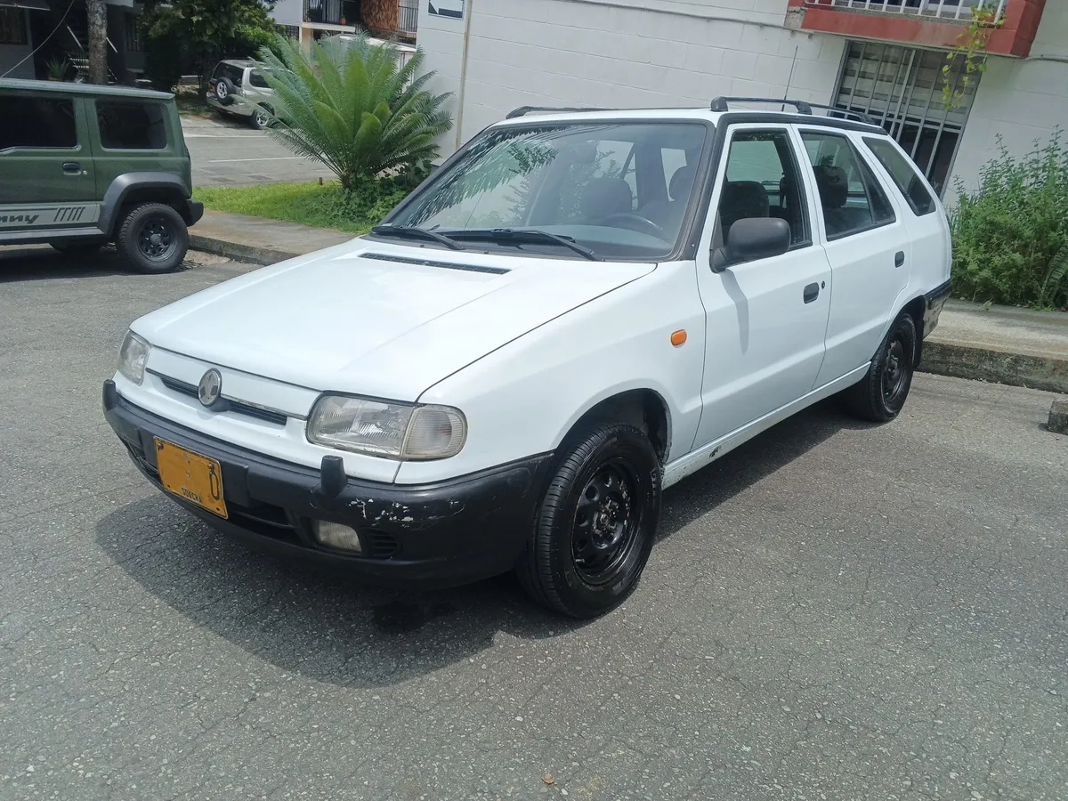 Skoda Felicia 1996 Blanco Bello