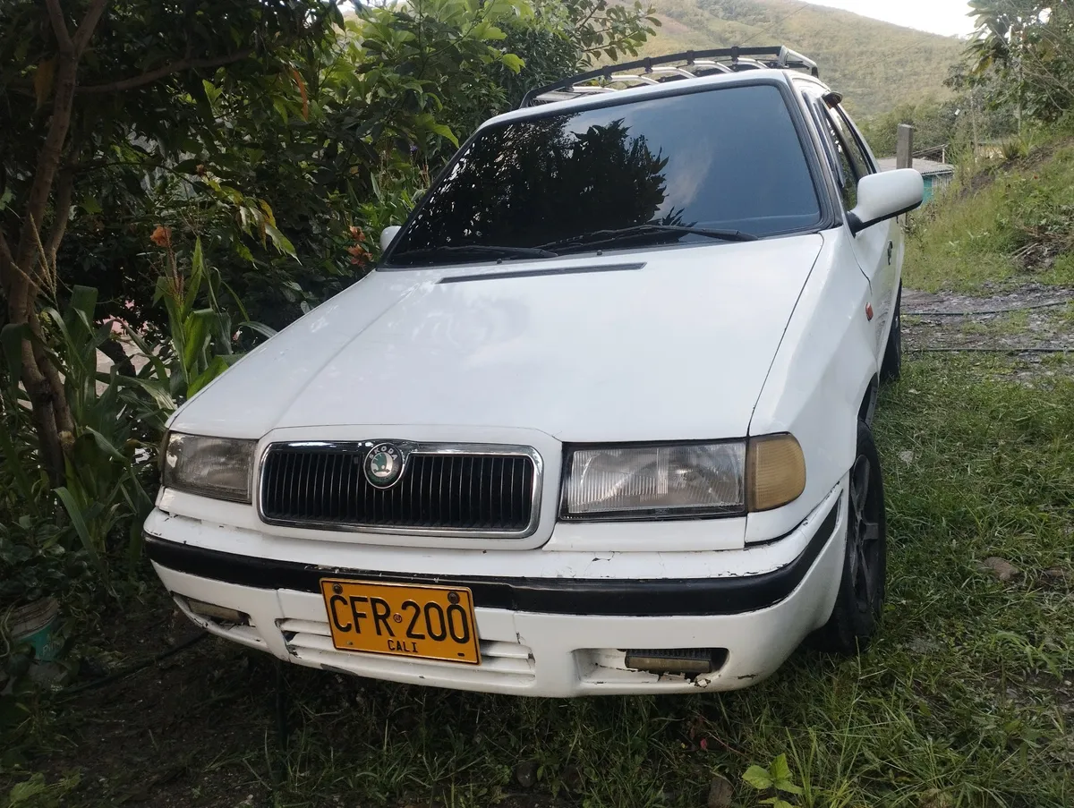 Skoda Felicia 1999 Blanco Cali