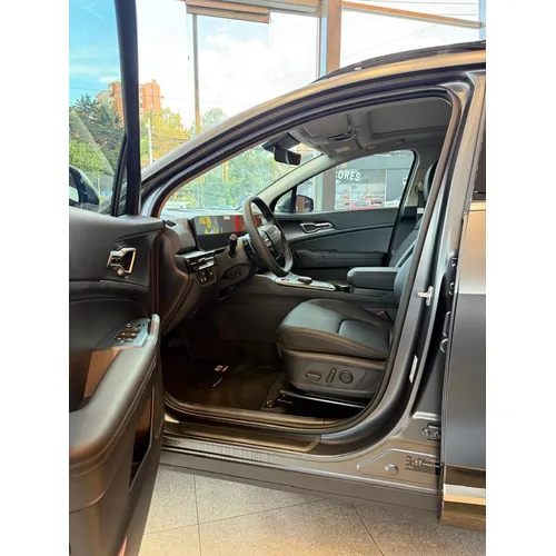 Kia Sportage Zenith 2026 Gris Bogotá