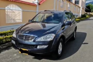 SsangYong Kyron 2011 gris2