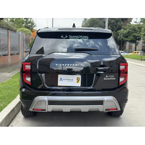 SsangYong Torres 2024 Negro Bogotá