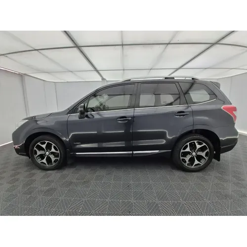 Subaru Forester 2014 Gris Bogotá