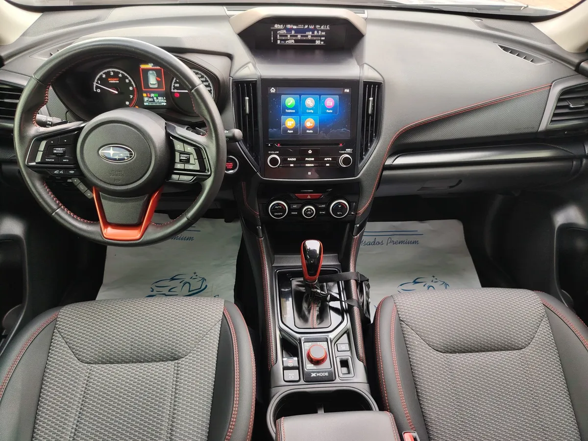 Subaru Forester 2023 Gris Tunja