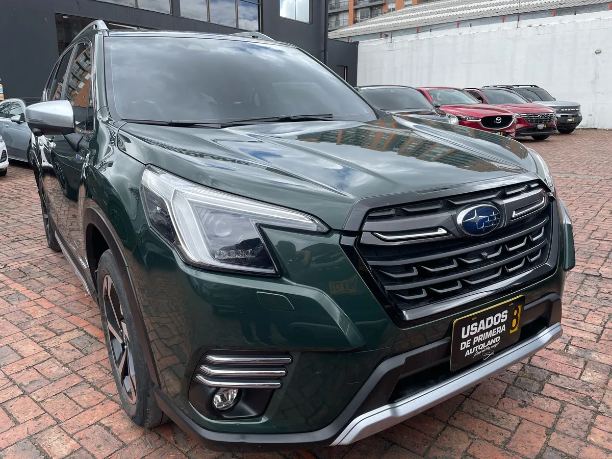 Subaru Forester 2023 Verde Bogotá