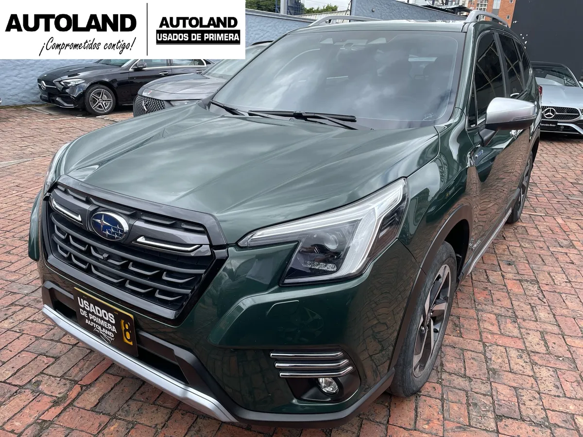 Subaru Forester 2023 Verde Bogotá