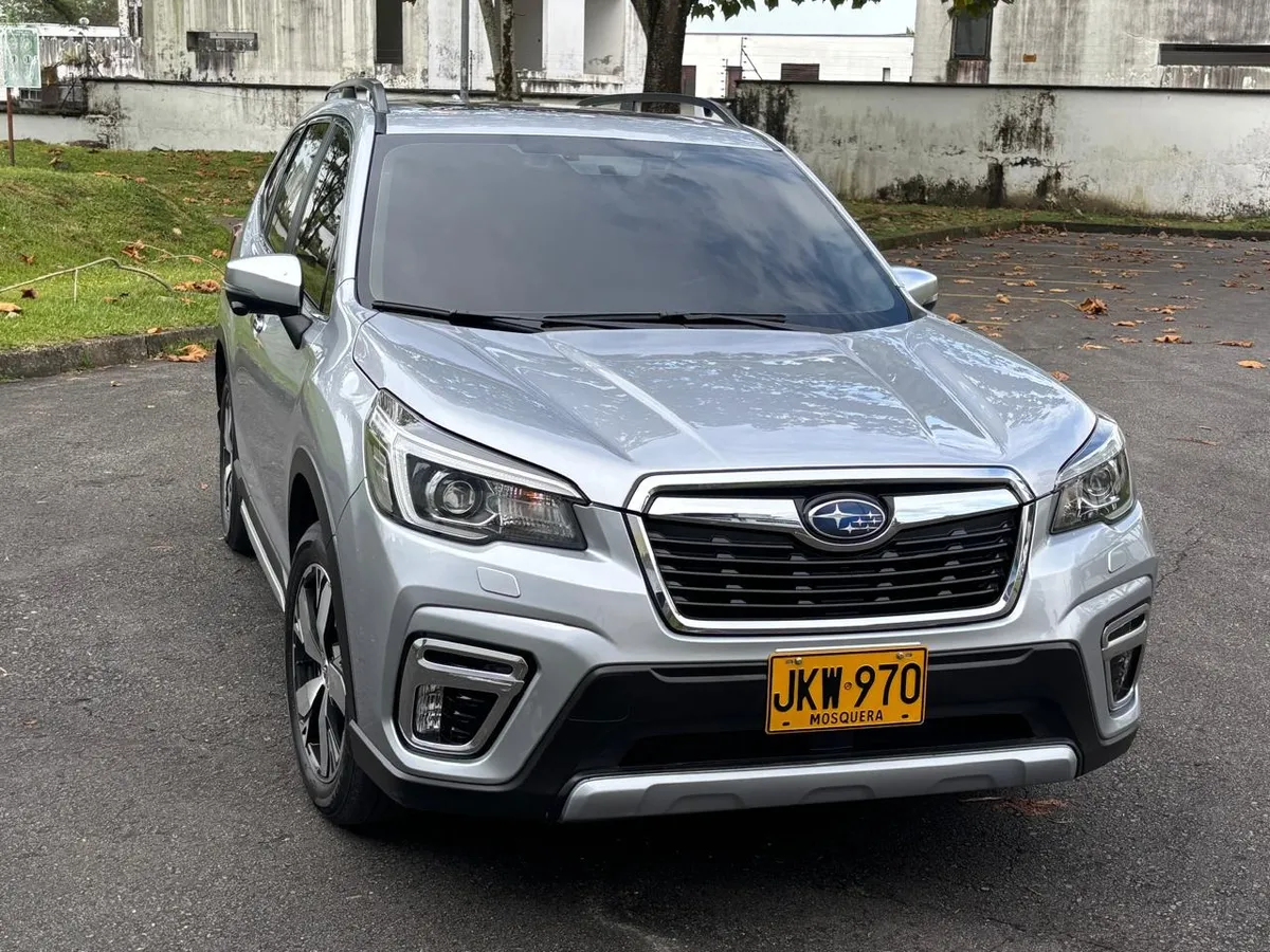 Subaru Forester 2020 Gris Villavicencio