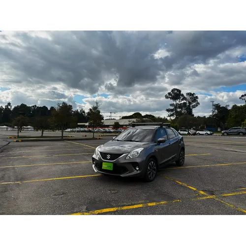 Suzuki Baleno 2022 Gris Bogotá