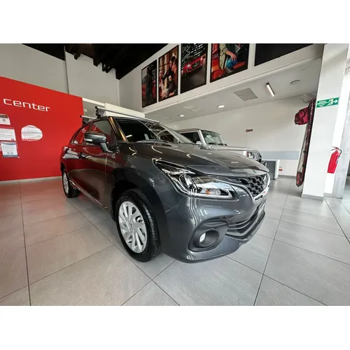 Suzuki Baleno Cross 2026 Gris Bogotá