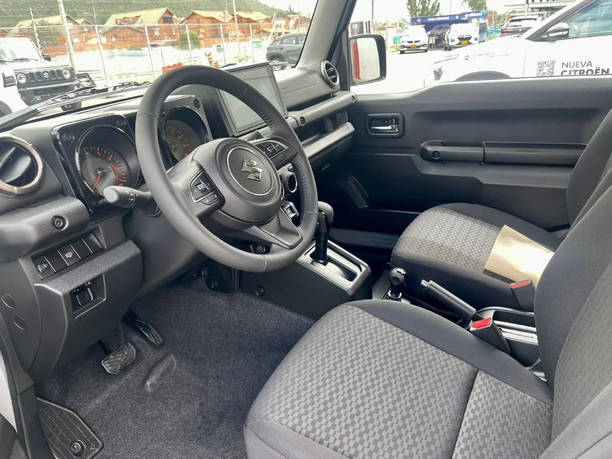 Suzuki Jimny 1.4 Glx Aut 2025 Gris
