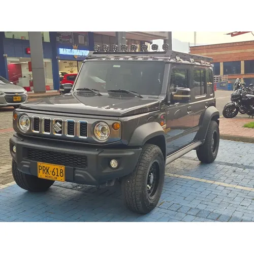 Suzuki Jimny 2026 Gris Medellín