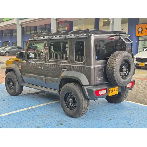 Suzuki Jimny 2026 Gris Medellín
