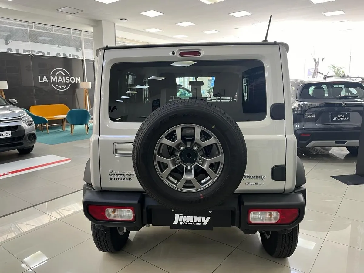 Suzuki Jimny 2026 Plateado Medellín