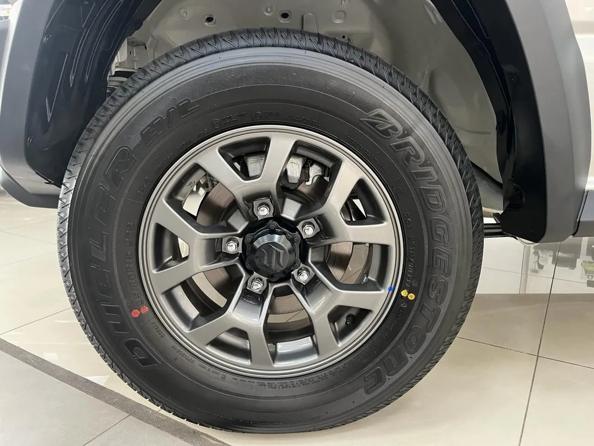 Suzuki Jimny 2026 Plateado Medellín