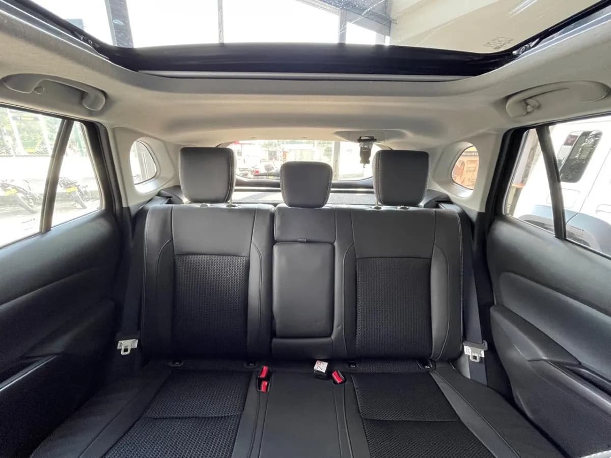Suzuki Modelo S-Cross Hibrida 2025 Azul