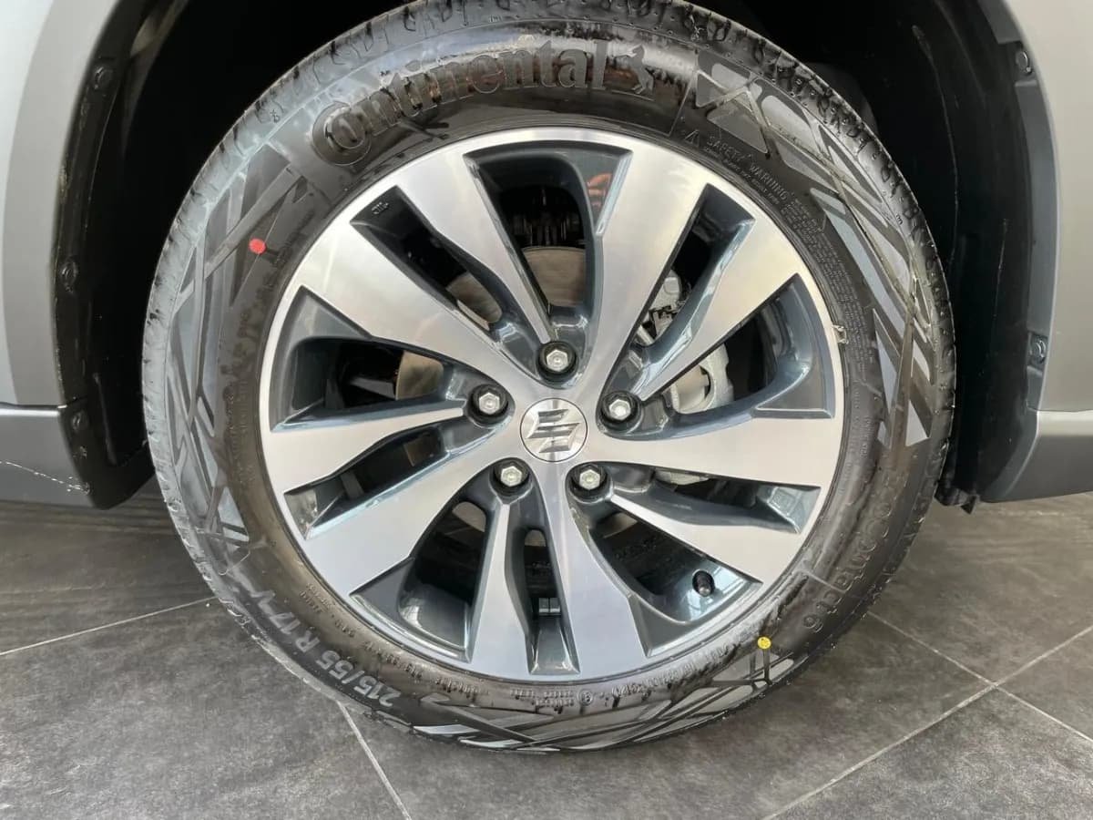 Suzuki Modelo S-Cross Hibrida 2025 Azul