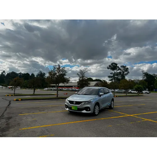 Suzuki Baleno 2023 Plateado Bogotá