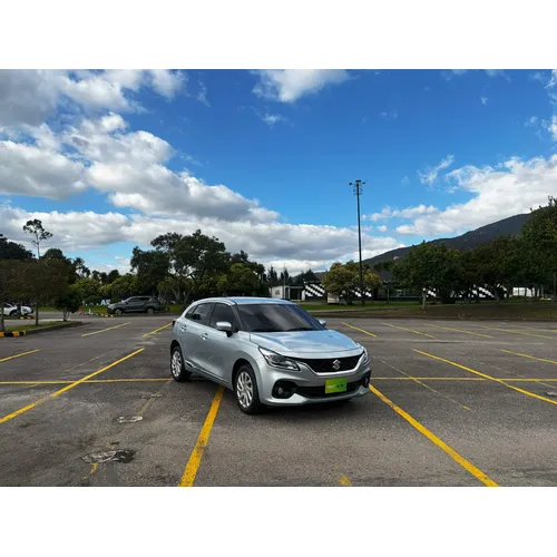 Suzuki Baleno 2023 Plateado Bogotá