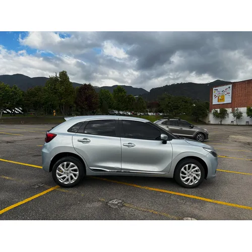 Suzuki Baleno 2023 Plateado Bogotá