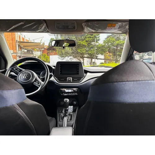 Suzuki Baleno 2023 Plateado Bogotá