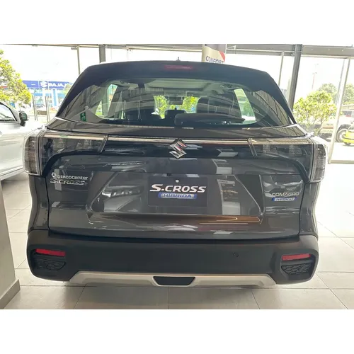 Suzuki S-Cross 2025 Gris Bogotá