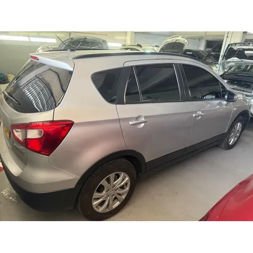 Suzuki S-Cross 2022 Plateado Bogotá