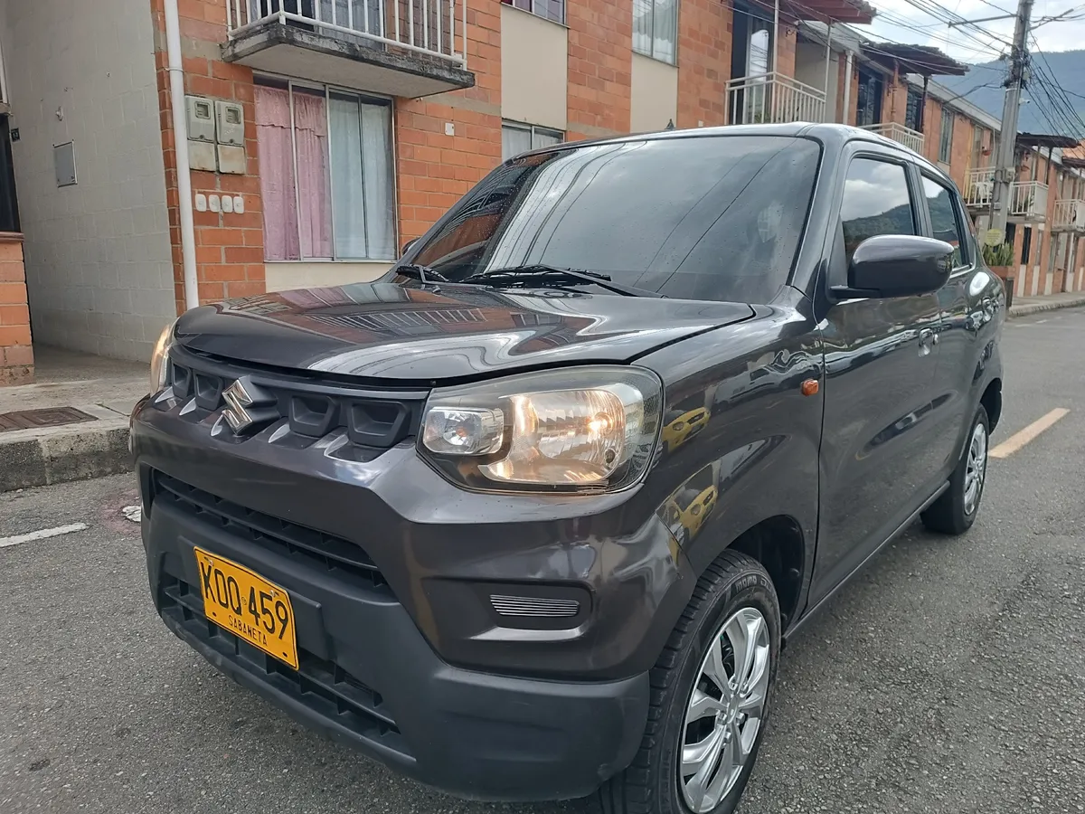 Suzuki S-Presso 2022 Gris Itagüí