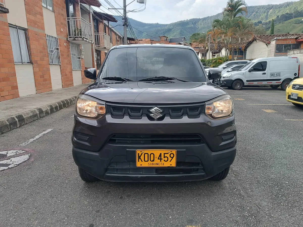 Suzuki S-Presso 2022 Gris Itagüí