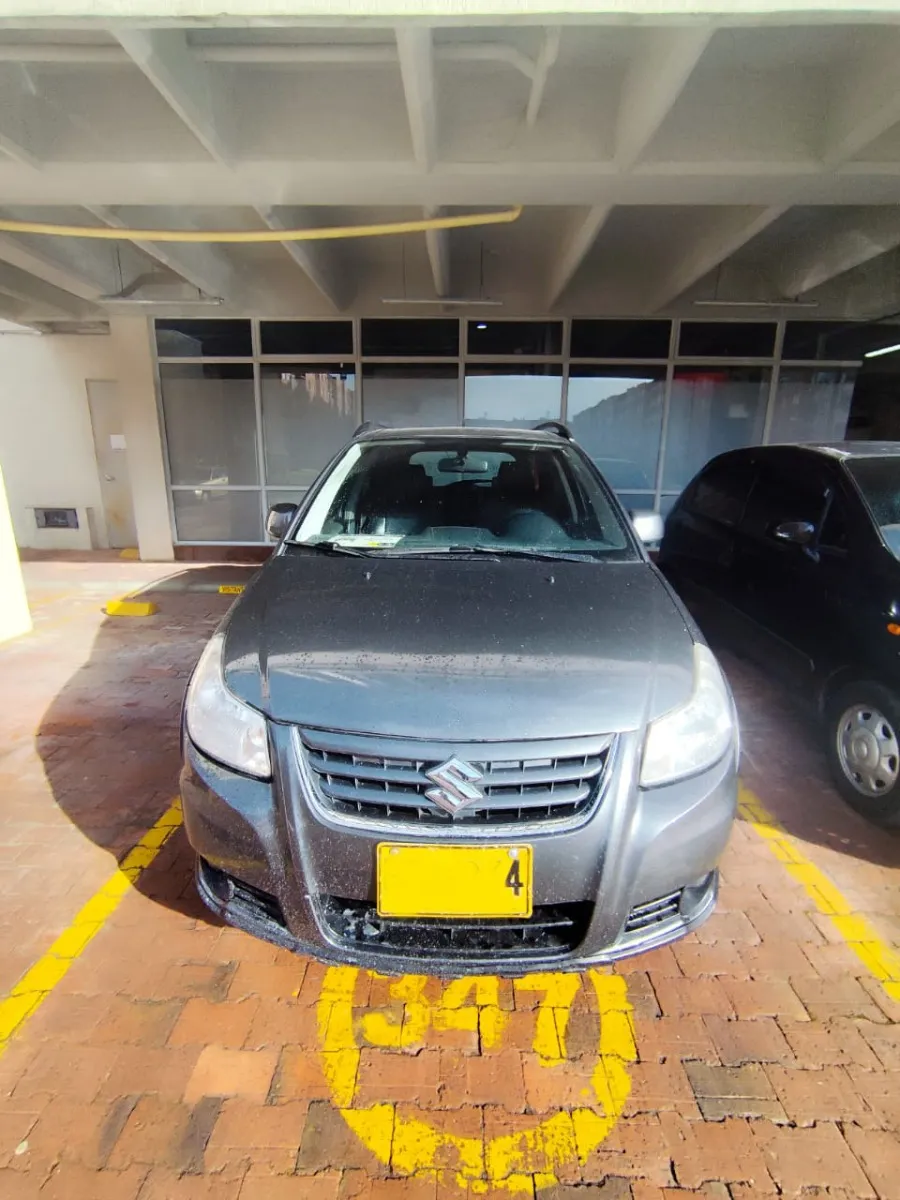 Suzuki SX4 2015 Gris Madrid