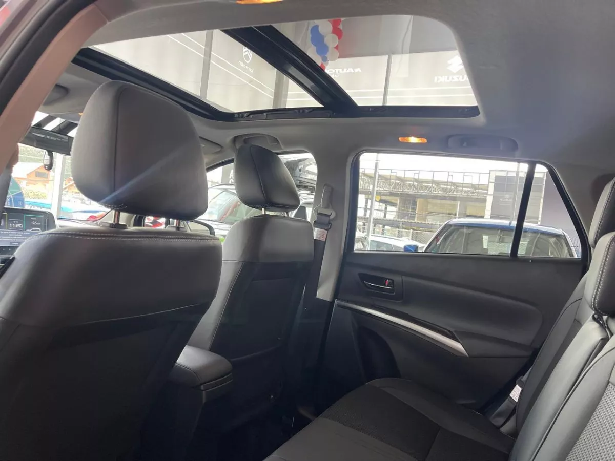 Suzuki Scross Hybrid Glx 2025