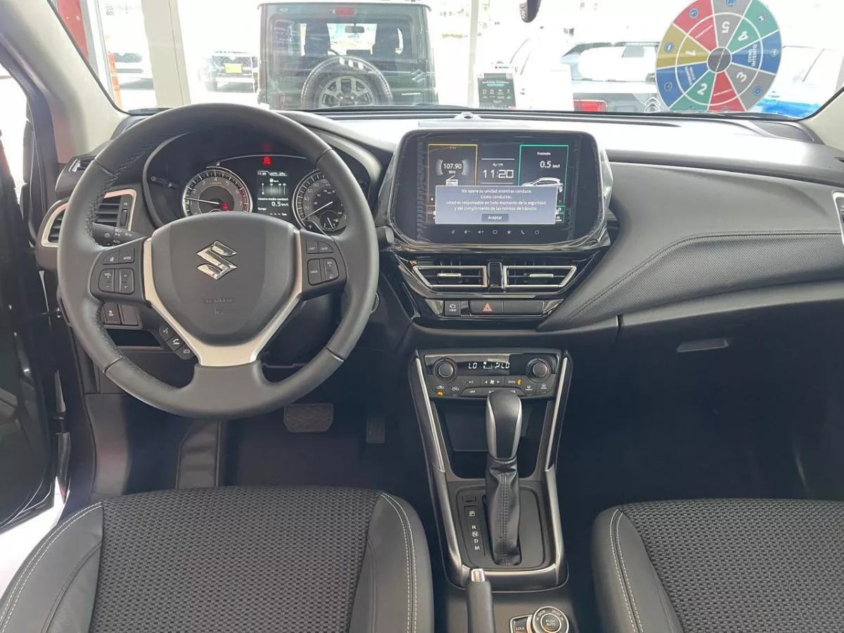 Suzuki Scross Hybrid Glx 2025