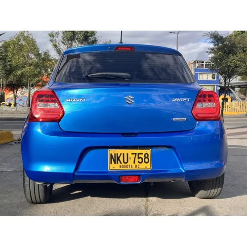 Suzuki Swift Hybrid 2024 Azul Bogotá