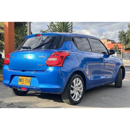 Suzuki Swift Hybrid 2024 Azul Bogotá