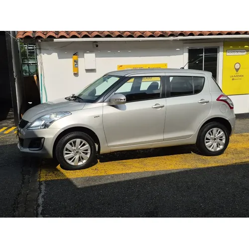 Suzuki Swift Suzuki 2016 Plateado Medellín