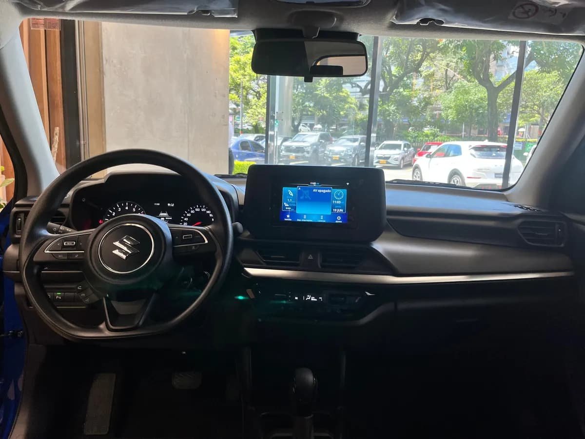 Suzuki Swift Híbrido 1.2 GL 2026 Azul