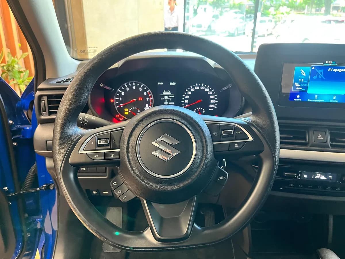 Suzuki Swift Híbrido 1.2 GL 2026 Azul