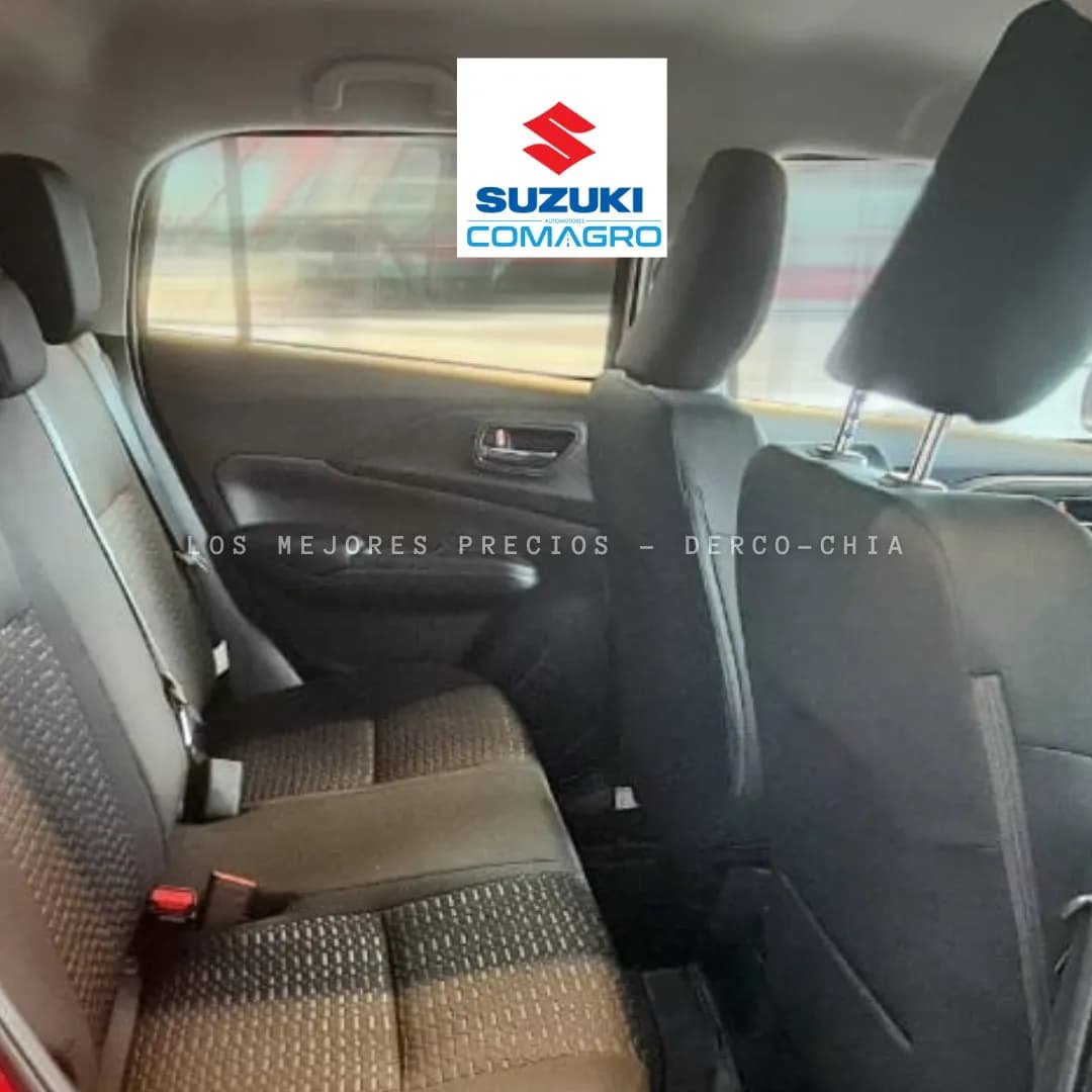 Suzuki Swift Hibrido 2026 Plateado