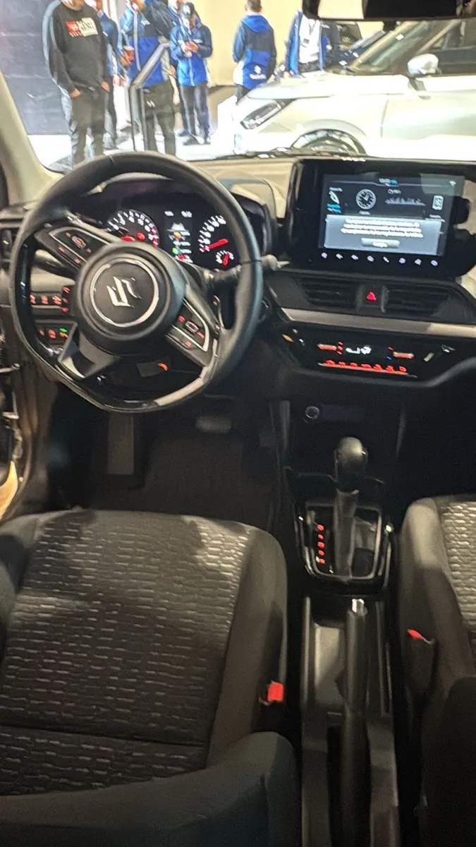 Suzuki 2026 Gris Medellín