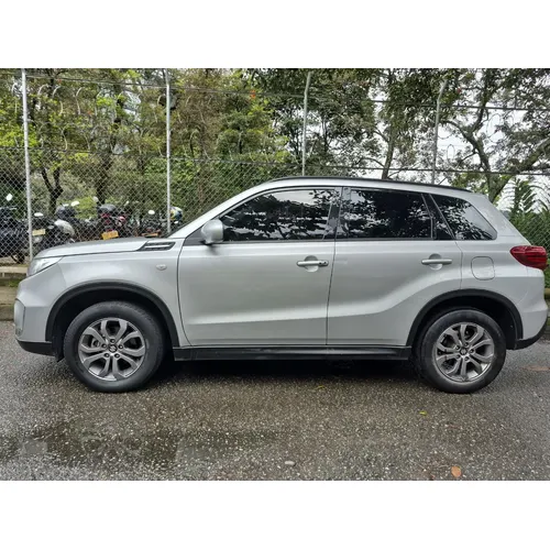 Suzuki Vitara 2021 Plateado Medellín
