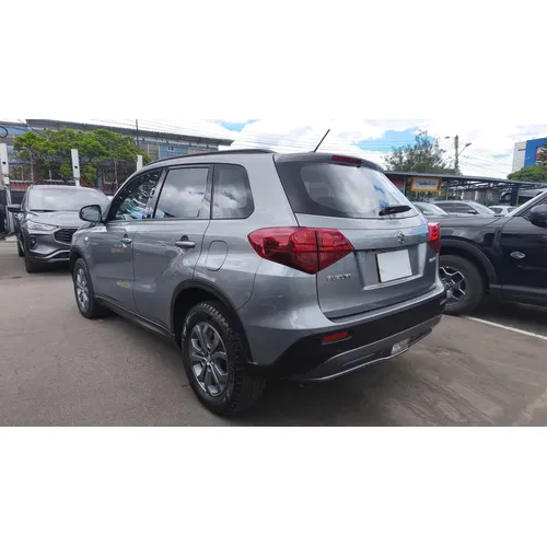 Suzuki Vitara 2022 Gris Bogotá